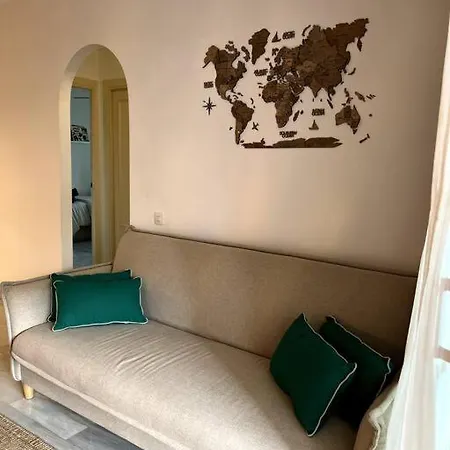 Apartment Alquiler Vacacional. Bajo Con Parrilla Y Piscina, Cerca De La Playa Y Puerto Banus *