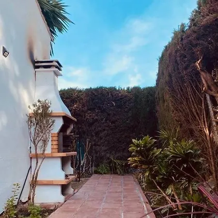 Διαμέρισμα Alquiler Vacacional. Bajo Con Parrilla Y Piscina, Cerca De La Playa Y Puerto Banus *