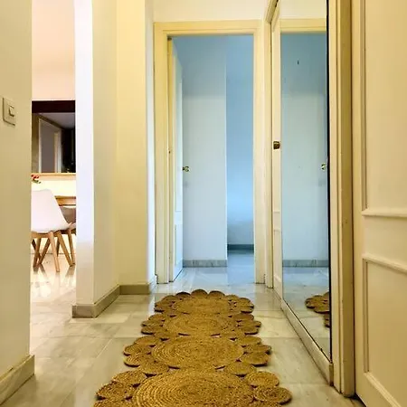 Apartment Alquiler Vacacional. Bajo Con Parrilla Y Piscina, Cerca De La Playa Y Puerto Banus