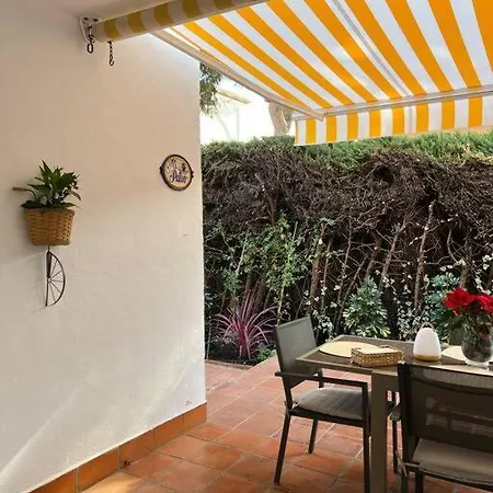 Apartment Alquiler Vacacional. Bajo Con Parrilla Y Piscina, Cerca De La Playa Y Puerto Banus Estepona
