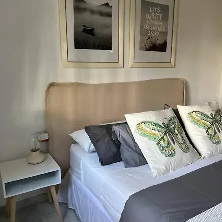 Apartment Alquiler Vacacional. Bajo Con Parrilla Y Piscina, Cerca De La Playa Y Puerto Banus *